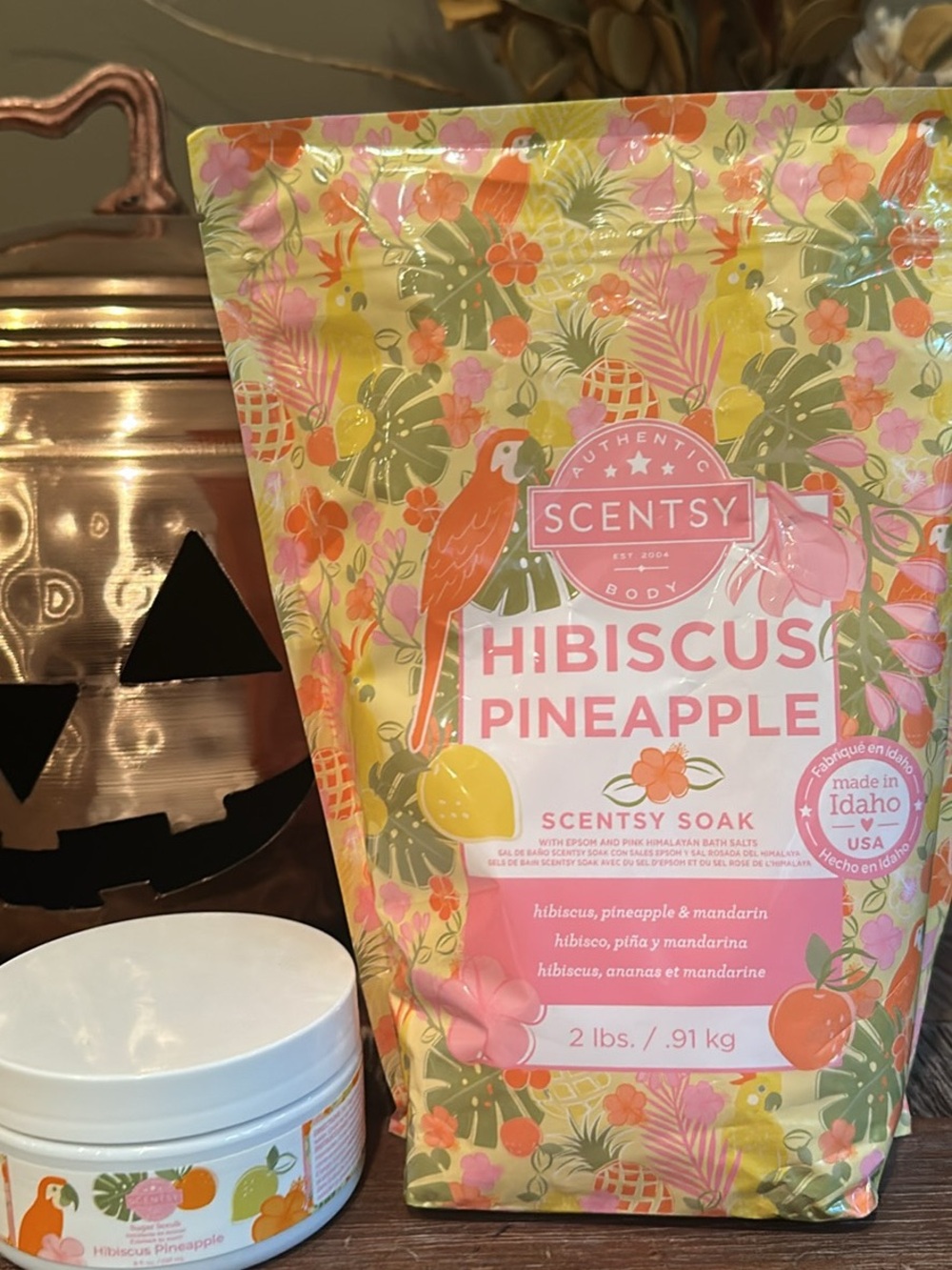 Scentsy Hibiscus Pineapple Bath Soak - Pink, Yellow & Green